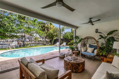 Villa ou maison à vendre à North Miami, Floride: 3 chambres, 197.05 m2 № 2056567 - photo 28