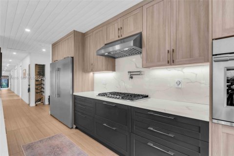 Villa ou maison à vendre à North Miami, Floride: 3 chambres, 197.05 m2 № 2056567 - photo 7