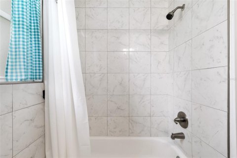 House in Alachua, Florida 2 bedrooms, 72.46 sq.m. № 2126681 - photo 28