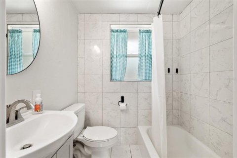House in Alachua, Florida 2 bedrooms, 72.46 sq.m. № 2126681 - photo 26