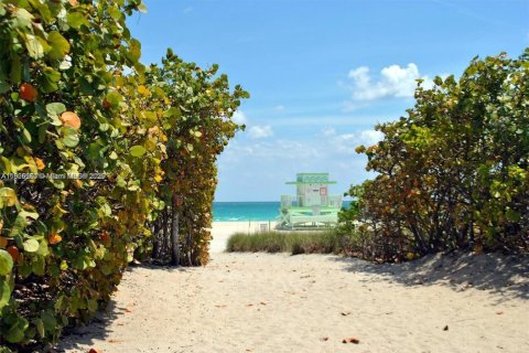 Купить кондоминиум в Норт-Майами-Бич, Флорида 1 спальня, 73.39м2, № 1955919 - фото 27