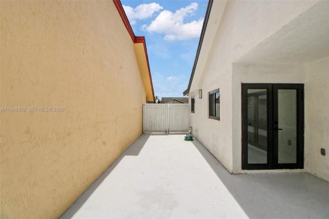 Купить виллу или дом в Майами, Флорида 4 спальни, 150.13м2, № 2052716 - фото 21