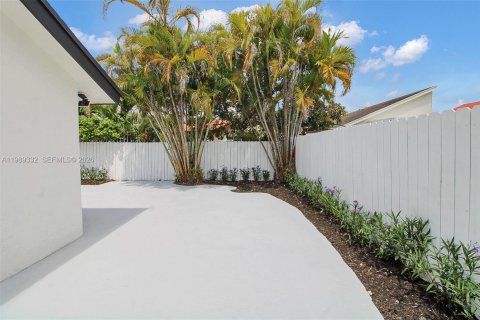 Купить виллу или дом в Майами, Флорида 4 спальни, 150.13м2, № 2052716 - фото 20