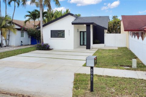 Купить виллу или дом в Майами, Флорида 4 спальни, 150.13м2, № 2052716 - фото 17