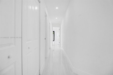 Купить виллу или дом в Майами, Флорида 4 спальни, 150.13м2, № 2052716 - фото 19