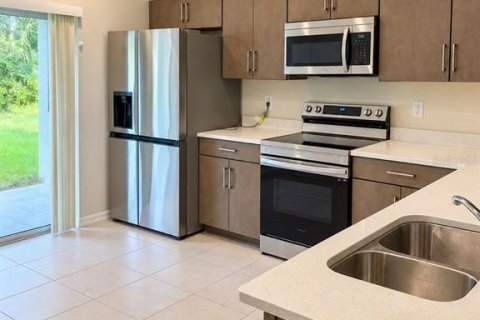 Immobilier commercial à vendre à Palm Coast, Floride: 6 chambres, 225.47 m2 № 2424223 - photo 6