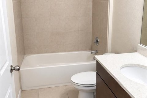 Immobilier commercial à vendre à Palm Coast, Floride: 6 chambres, 225.47 m2 № 2424223 - photo 12