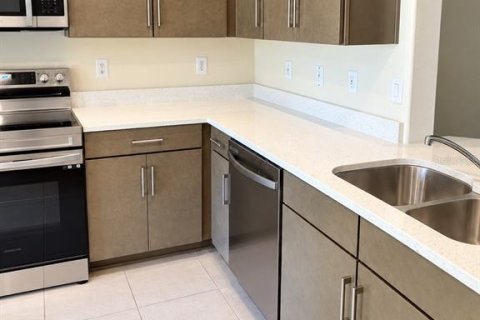 Immobilier commercial à vendre à Palm Coast, Floride: 6 chambres, 225.47 m2 № 2424223 - photo 7