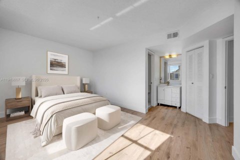 Купить таунхаус в Майами, Флорида 3 спальни, 144.93м2, № 2005721 - фото 11