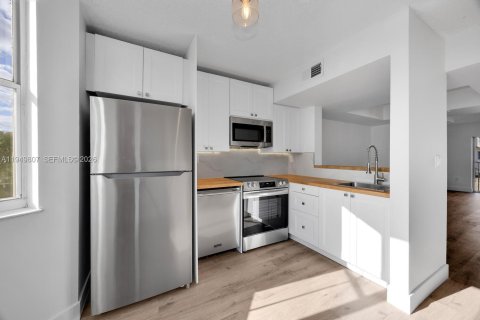 Купить таунхаус в Майами, Флорида 3 спальни, 144.93м2, № 2005721 - фото 5