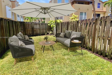 Купить таунхаус в Майами, Флорида 3 спальни, 144.93м2, № 2005721 - фото 19