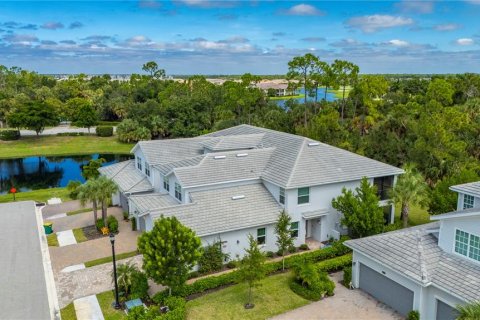 House in Punta Gorda, Florida 3 bedrooms, 161.74 sq.m. № 2391604 - photo 5