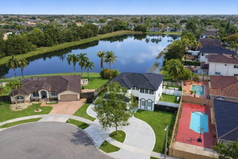 Купить виллу или дом в Майами, Флорида 4 спальни, 242.66м2, № 2060555 - фото 6