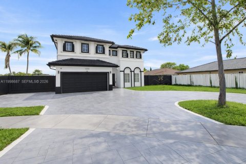Купить виллу или дом в Майами, Флорида 4 спальни, 242.66м2, № 2060555 - фото 4