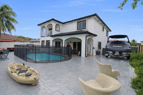 Купить виллу или дом в Майами, Флорида 4 спальни, 242.66м2, № 2060555 - фото 30