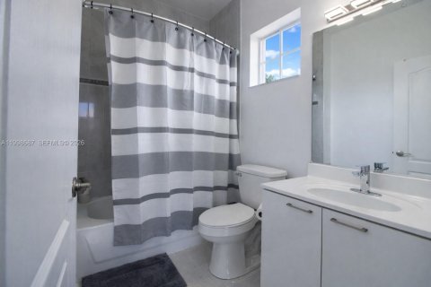 Купить виллу или дом в Майами, Флорида 4 спальни, 242.66м2, № 2060555 - фото 29