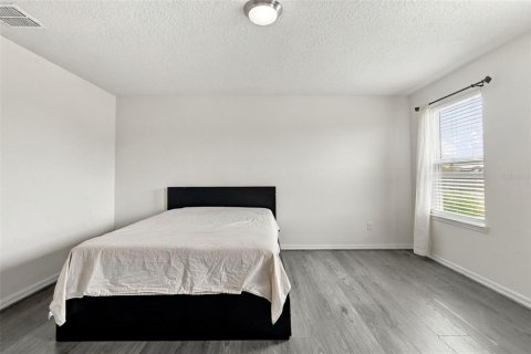 Villa ou maison à vendre à Kissimmee, Floride: 4 chambres, 174.93 m2 № 2408978 - photo 18