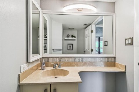 Condominio en venta en Clearwater, Florida, 2 dormitorios, 145.86 m2 № 1888678 - foto 15