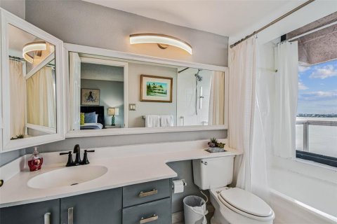 Condominio en venta en Clearwater, Florida, 2 dormitorios, 145.86 m2 № 1888678 - foto 22