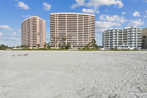 Condominio en venta en Clearwater, Florida, 2 dormitorios, 145.86 m2 № 1888678 - foto 4