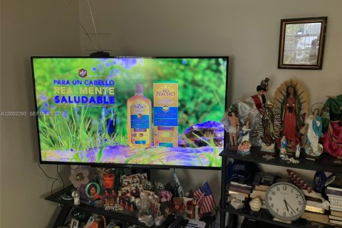 Copropriété à vendre à Miami, Floride: 2 chambres, 72.19 m2 № 2066394 - photo 9