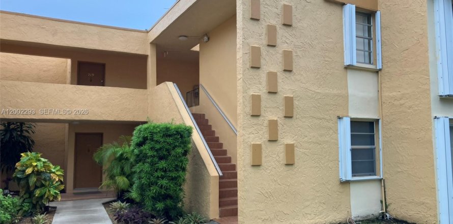 Condo à Miami, Floride, 2 chambres  № 2066394