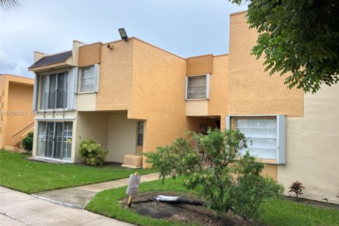 Copropriété à vendre à Miami, Floride: 2 chambres, 72.19 m2 № 2066394 - photo 20