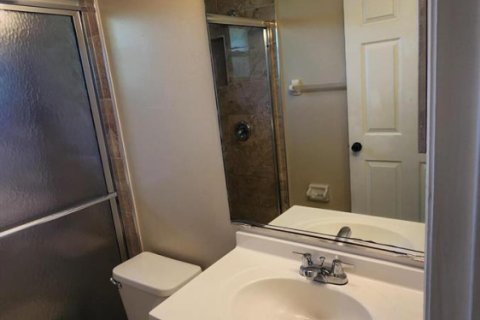 Villa ou maison à louer à Port St. Lucie, Floride: 3 chambres, 186.92 m2 № 2439179 - photo 7