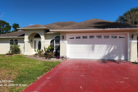 Villa ou maison à louer à Port St. Lucie, Floride: 3 chambres, 186.92 m2 № 2439179 - photo 2