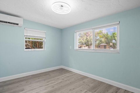 House in Hudson, Florida 2 bedrooms, 101.08 sq.m. № 1806960 - photo 26