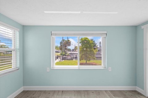 House in Hudson, Florida 2 bedrooms, 101.08 sq.m. № 1806960 - photo 21