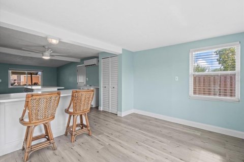 House in Hudson, Florida 2 bedrooms, 101.08 sq.m. № 1806960 - photo 24