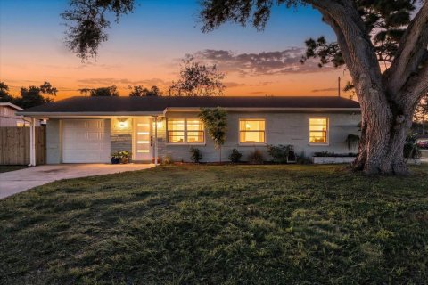 Villa ou maison à vendre à Pinellas Park, Floride: 3 chambres, 86.96 m2 № 2425539 - photo 6