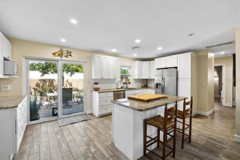 Villa ou maison à vendre à Pinellas Park, Floride: 3 chambres, 86.96 m2 № 2425539 - photo 12