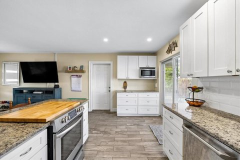 Villa ou maison à vendre à Pinellas Park, Floride: 3 chambres, 86.96 m2 № 2425539 - photo 15