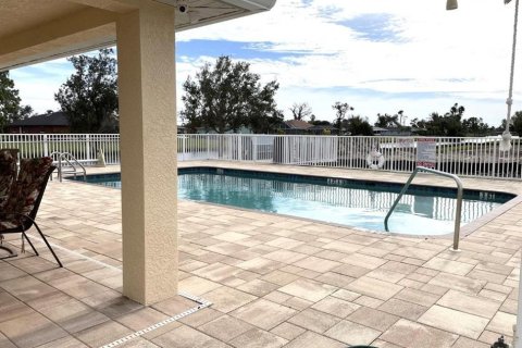 Copropriété à louer à Rotonda, Floride: 2 chambres, 123.37 m2 № 2109461 - photo 2