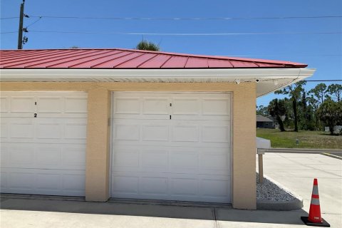 Copropriété à louer à Rotonda, Floride: 2 chambres, 123.37 m2 № 2109461 - photo 12
