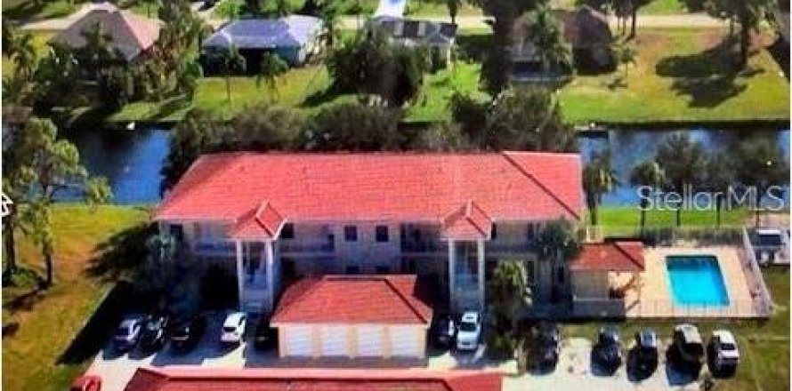 Condo à Rotonda, Floride, 2 chambres  № 2109461