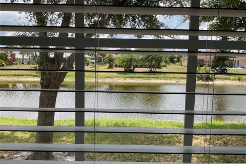 Copropriété à louer à Rotonda, Floride: 2 chambres, 123.37 m2 № 2109461 - photo 18