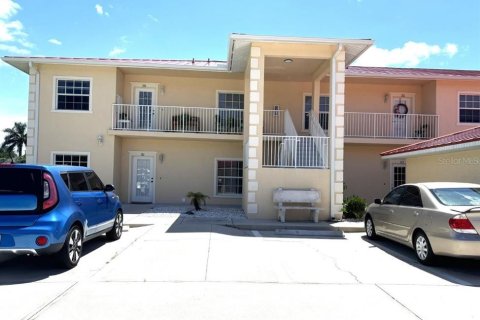 Copropriété à louer à Rotonda, Floride: 2 chambres, 123.37 m2 № 2109461 - photo 5