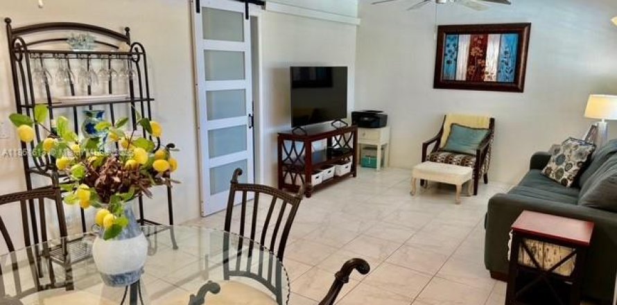 Condo à Pompano Beach, Floride, 1 chambre № 1891981
