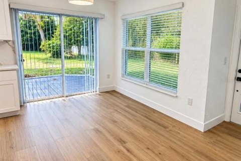 House in Venice, Florida 3 bedrooms, 129.32 sq.m. № 2396360 - photo 6