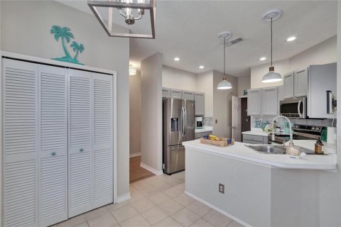 House in Bradenton, Florida 3 bedrooms, 159.7 sq.m. № 1628604 - photo 14