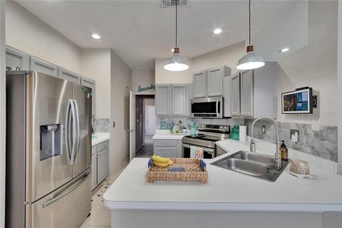 House in Bradenton, Florida 3 bedrooms, 159.7 sq.m. № 1628604 - photo 15