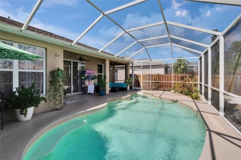 House in Bradenton, Florida 3 bedrooms, 159.7 sq.m. № 1628604 - photo 3