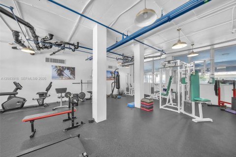 Copropriété à vendre à Miami Beach, Floride: 2 chambres, 102.19 m2 № 2352815 - photo 30