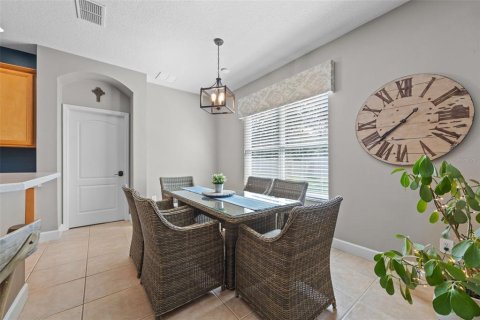 House in Winter Springs, Florida 5 bedrooms, 314.47 sq.m. № 1845306 - photo 17