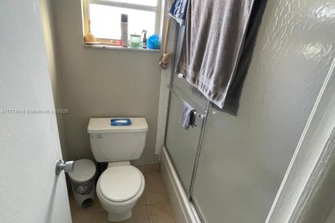 Condo in Davie, Florida, 2 bedrooms  № 1861227 - photo 6