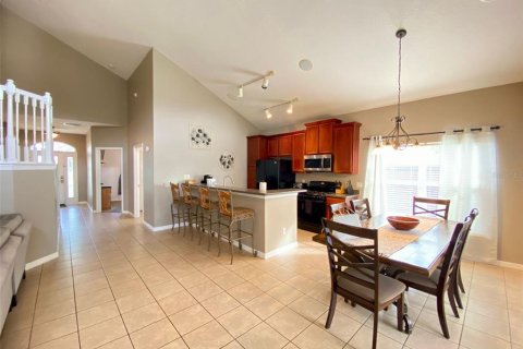 House in Kissimmee, Florida 7 bedrooms, 269.79 sq.m. № 1812862 - photo 2