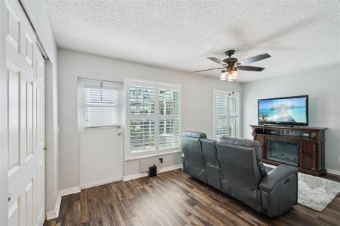 Condo in Clearwater, Florida, 2 bedrooms  № 1855525 - photo 16
